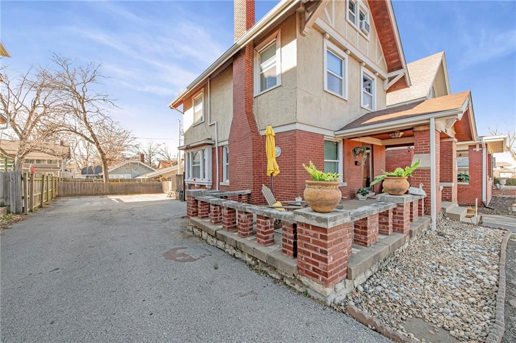 3132 Summit Street — photo 5