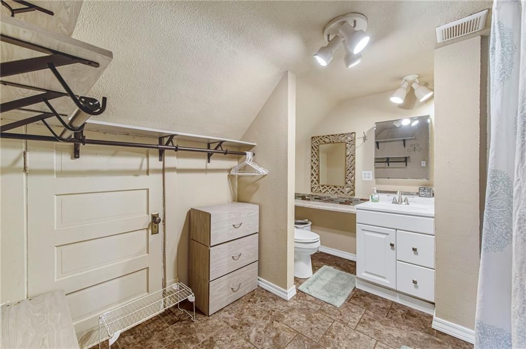 3132 Summit Street — photo 31