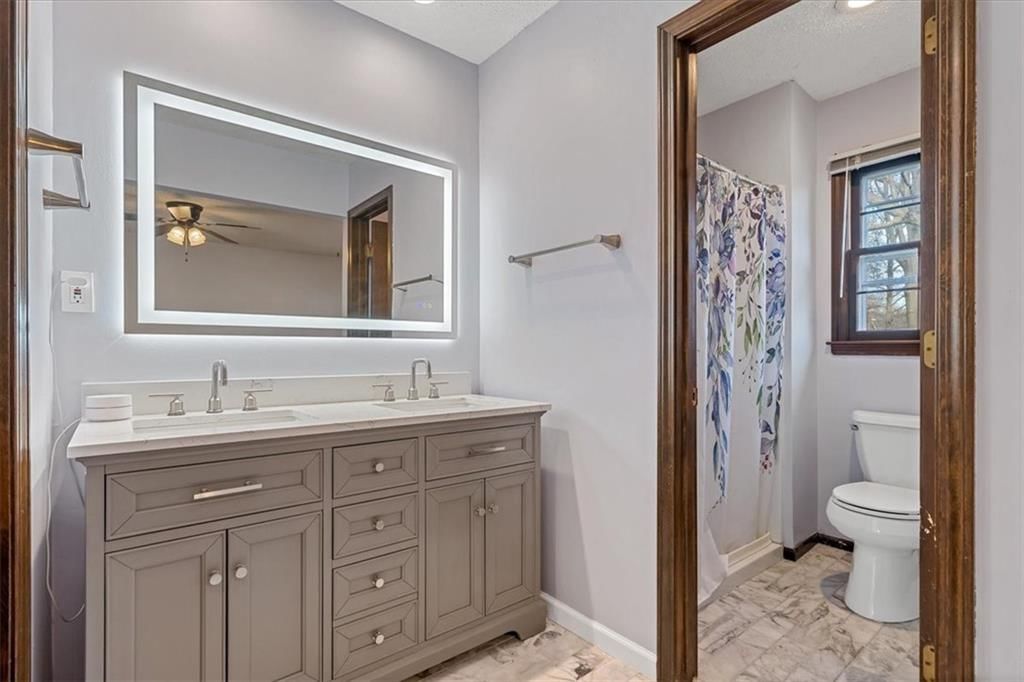 405 NE Dogwood Lane — photo 22
