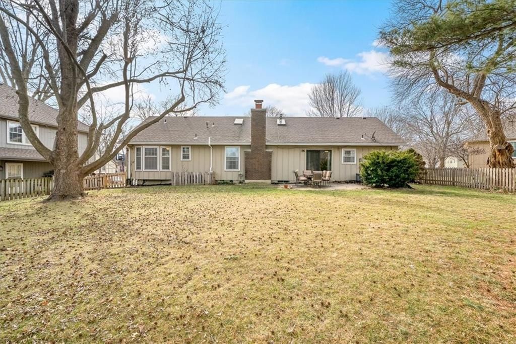 405 NE Dogwood Lane — photo 33