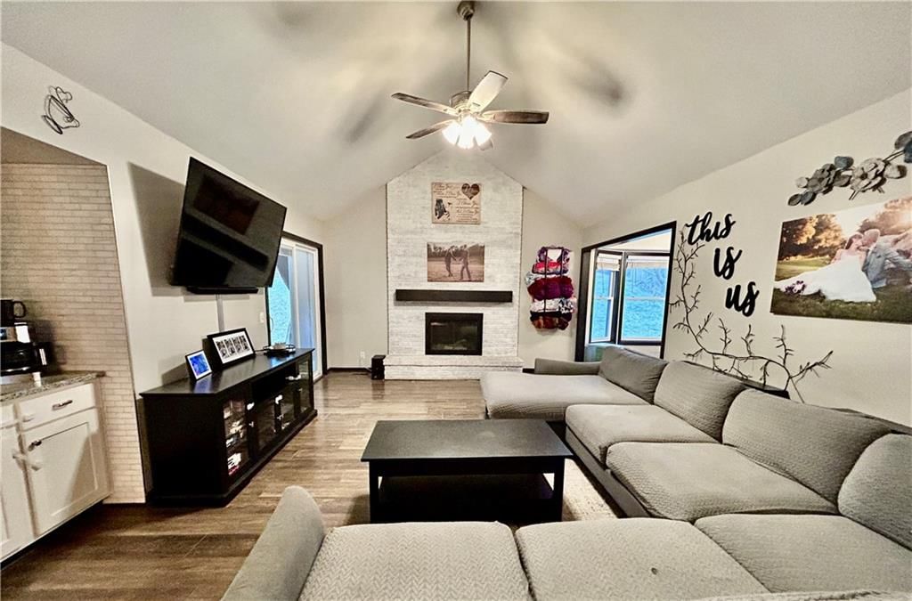 4402 Rainbow Court — photo 3