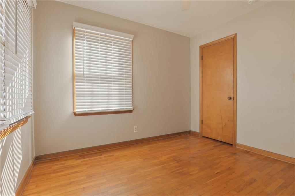 1029 Highland Drive — photo 11