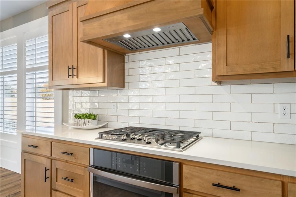 25274 W 83rd Terrace — photo 8