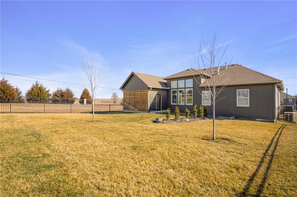25274 W 83rd Terrace — photo 34