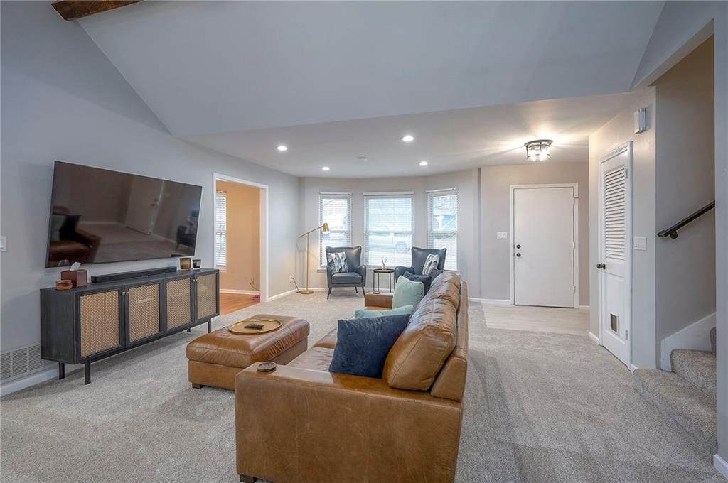 7809 Long Avenue — photo 11