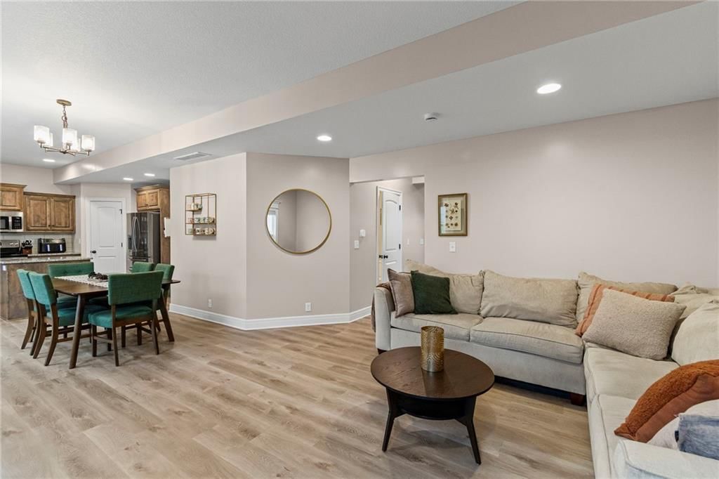 2413 SE Creek Ridge Court — photo 12