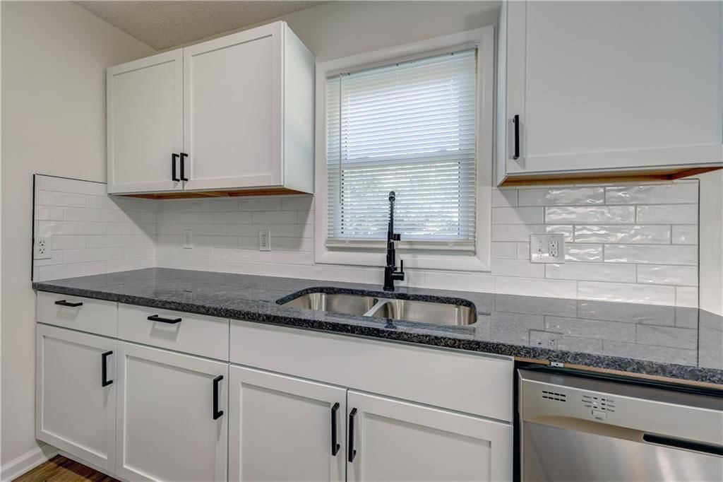 4718 Appleton Avenue — photo 5