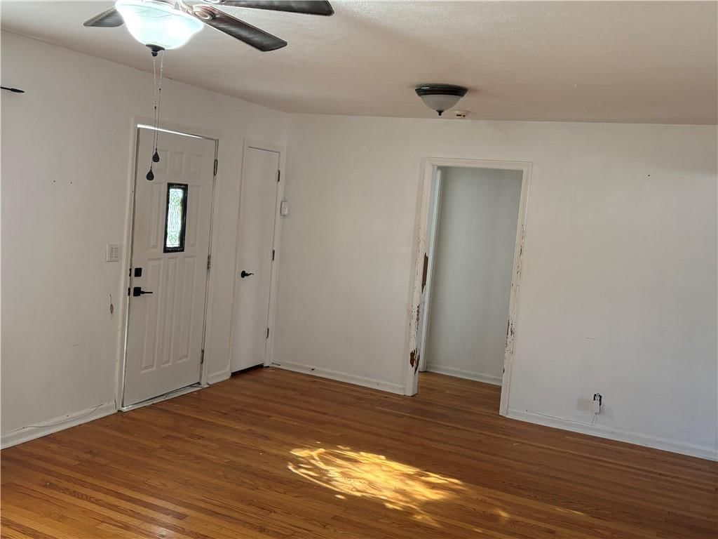 9812 Linwood Boulevard — photo 5