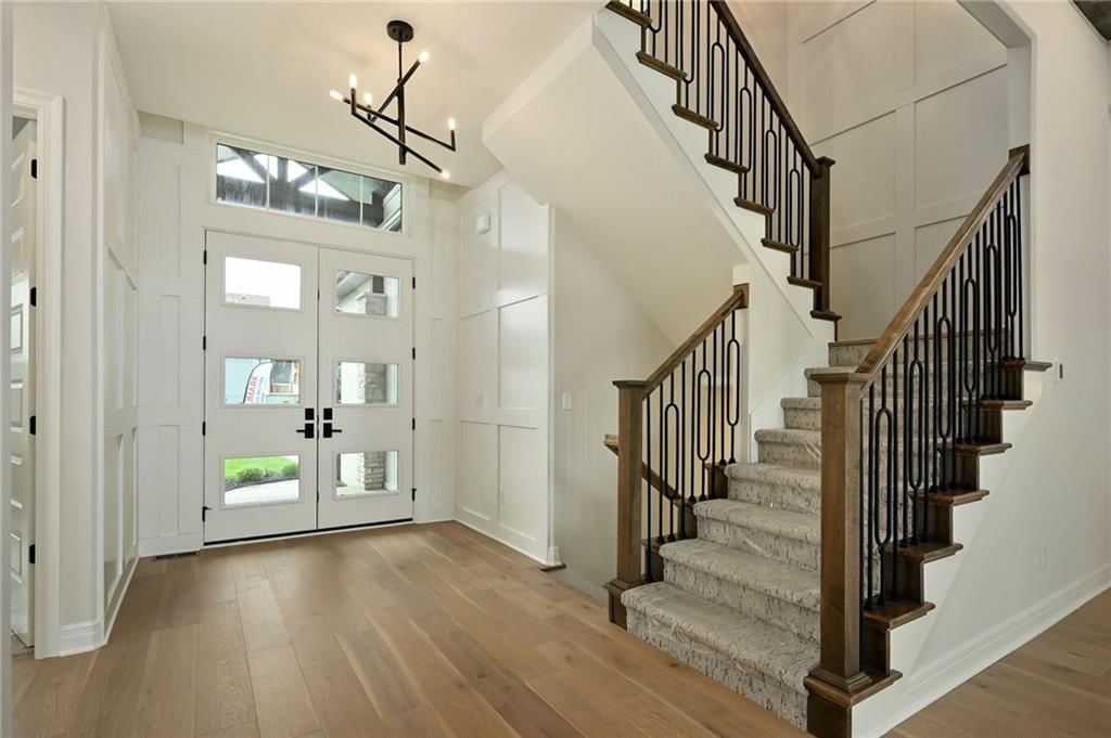 300 NW Earle Lane — photo 4