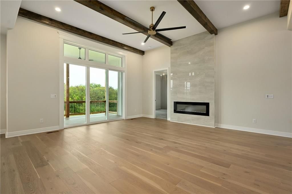 300 NW Earle Lane — photo 6