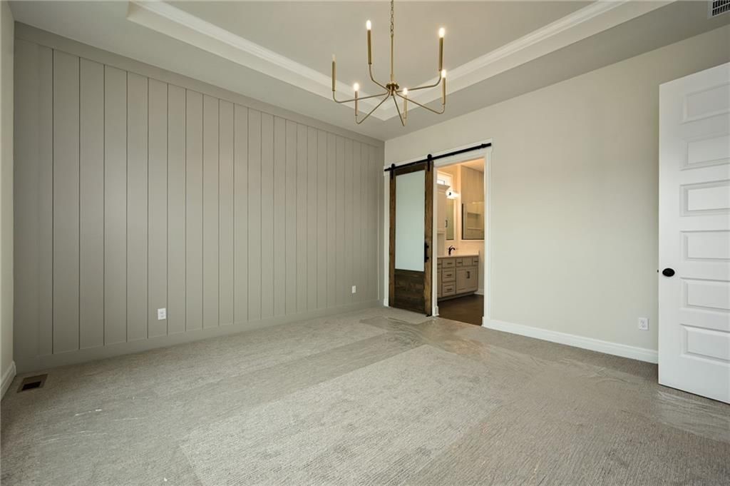 300 NW Earle Lane — photo 14