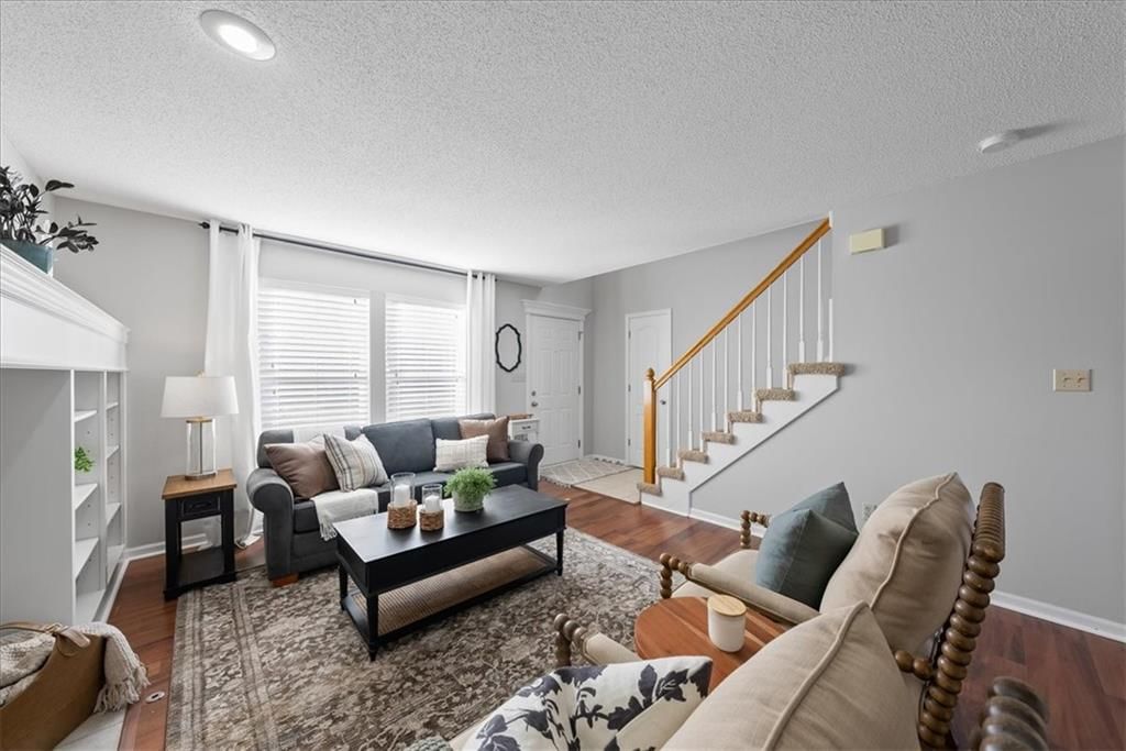 916 E Witch Hollow Street — photo 6