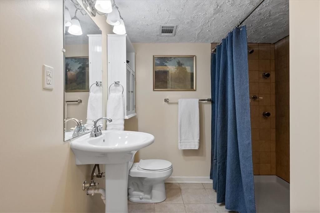 916 E Witch Hollow Street — photo 21