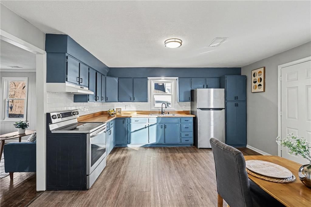 1005 E Walnut Street — photo 10