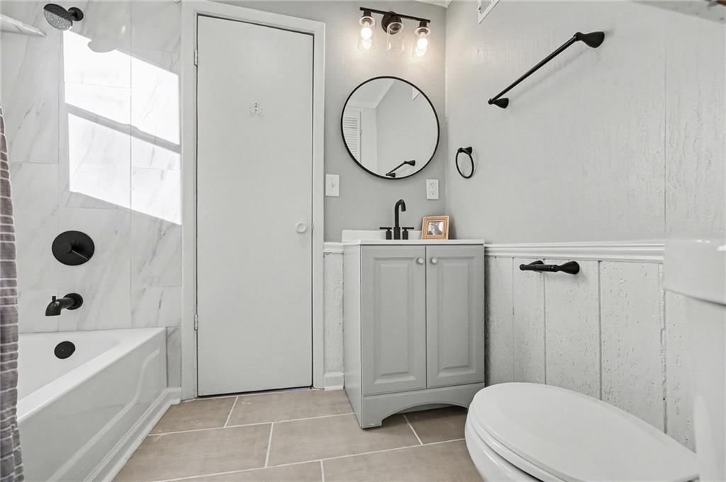 1005 E Walnut Street — photo 14