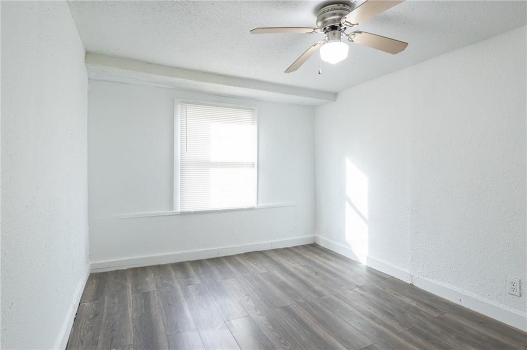 4411 Monroe Avenue — photo 15