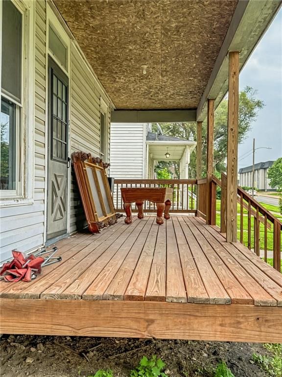 311 W 1ST Street — photo 12