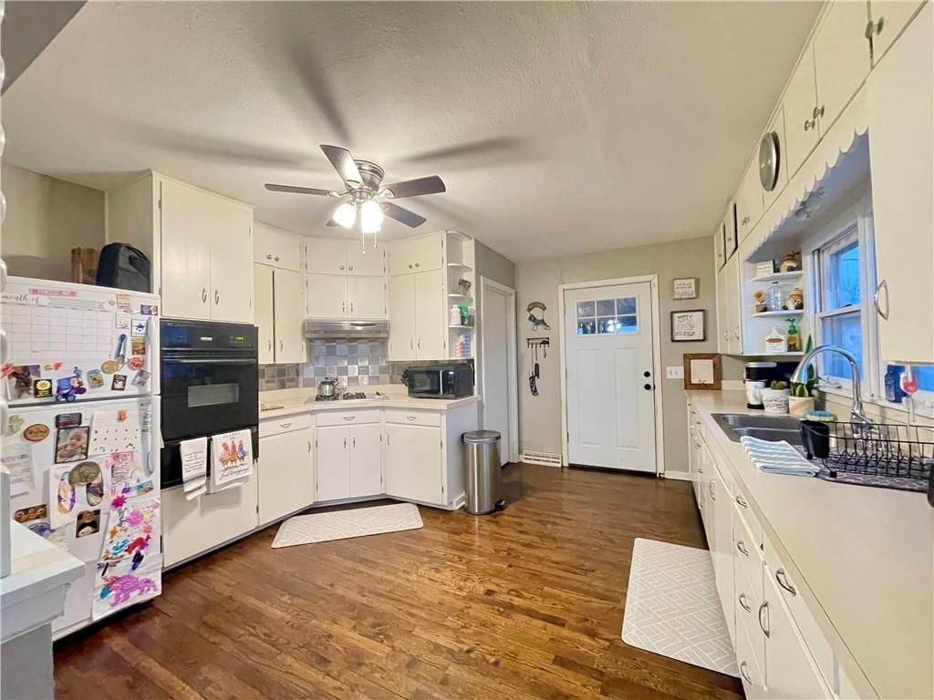 209 NW 15th Street — photo 10