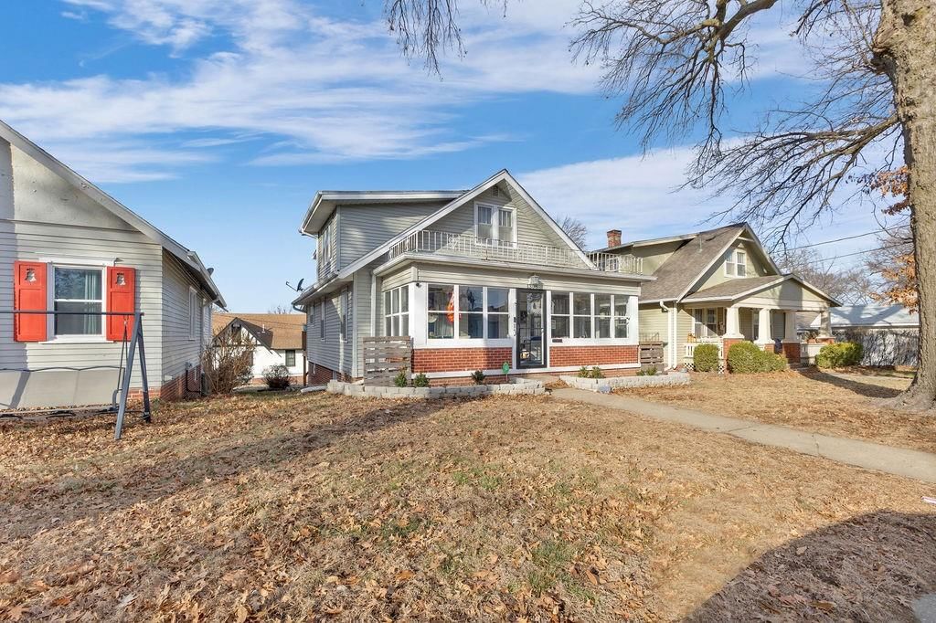1308 S 32nd Street — photo 2