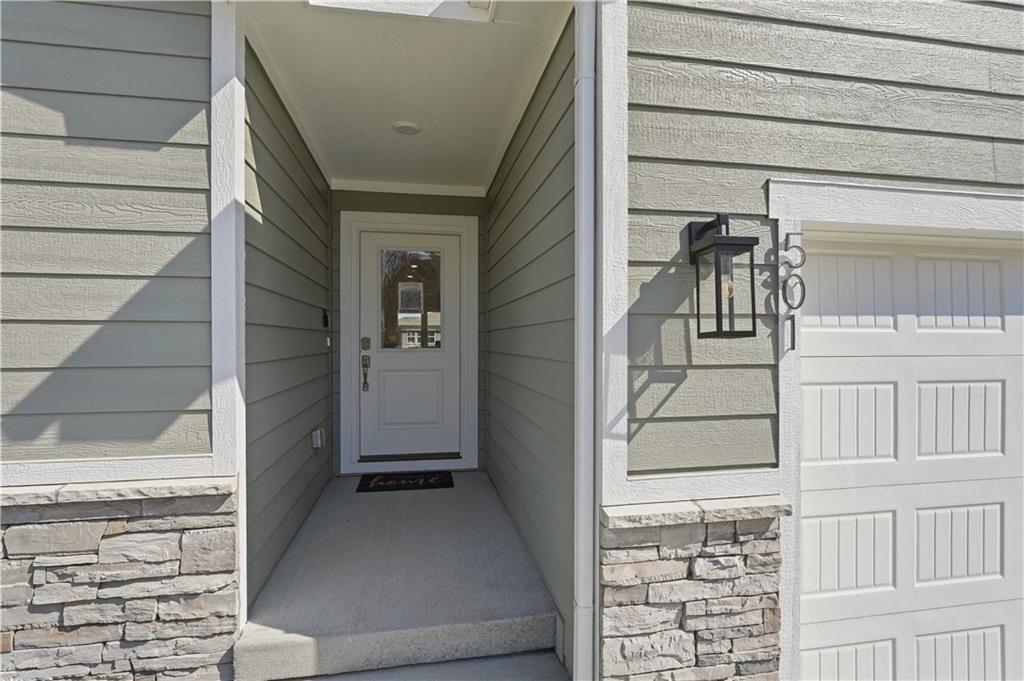 501 SW Newport Drive — photo 2