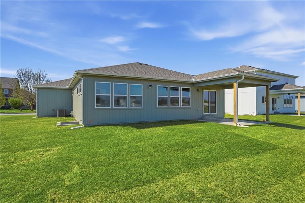 501 SW Newport Drive — photo 20