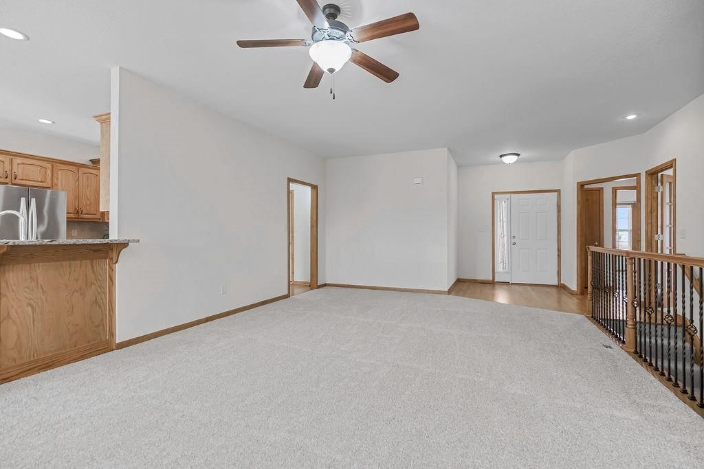1127 SW Hoke Court — photo 6