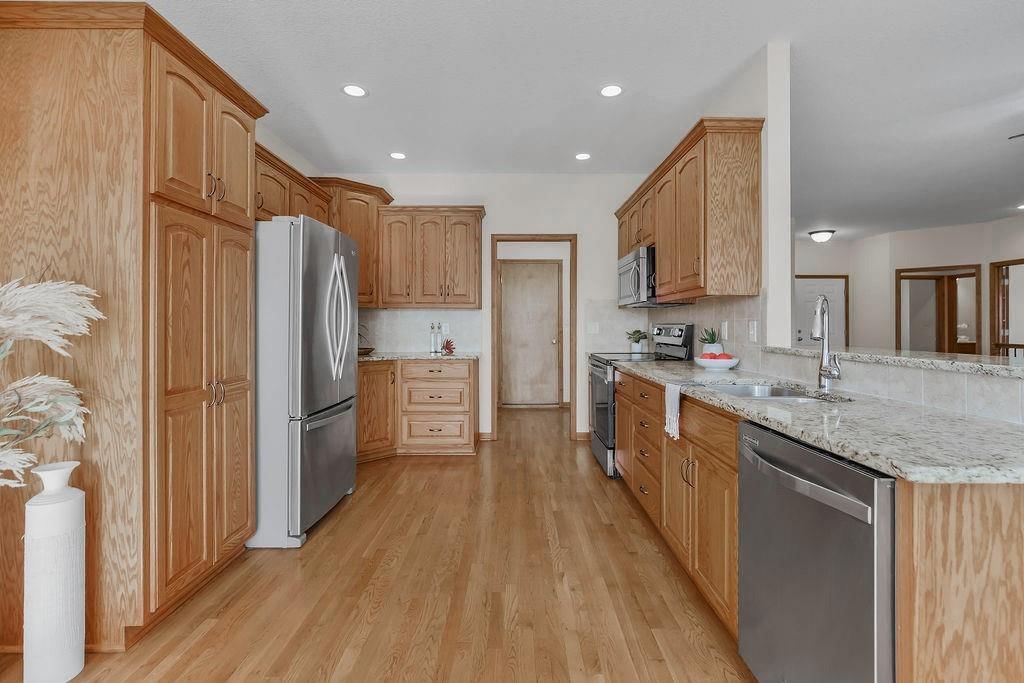1127 SW Hoke Court — photo 10
