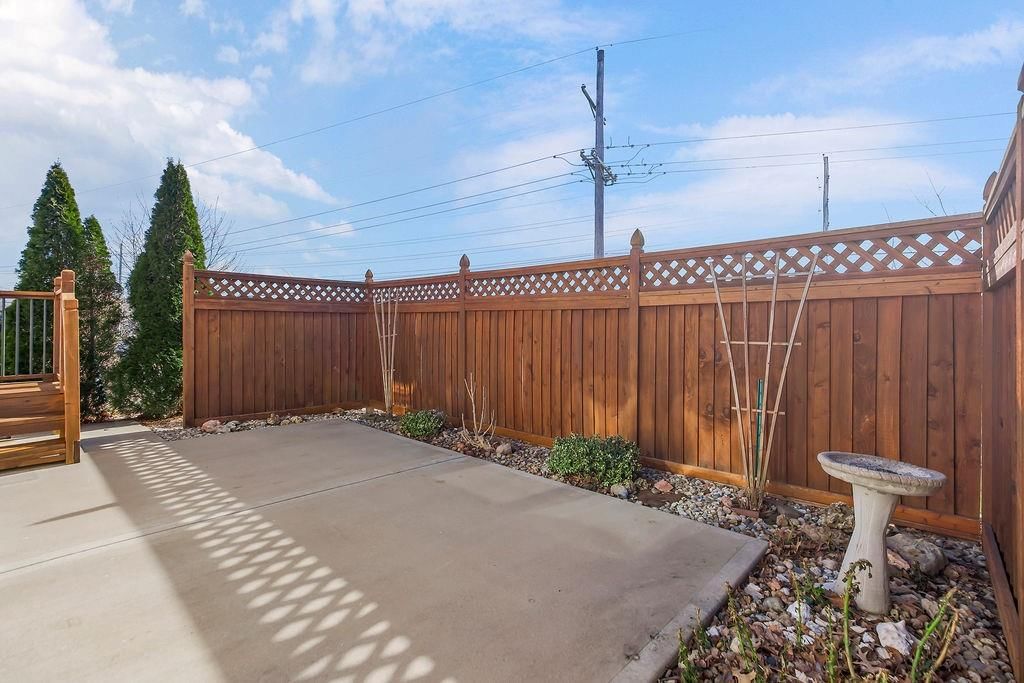 1127 SW Hoke Court — photo 30