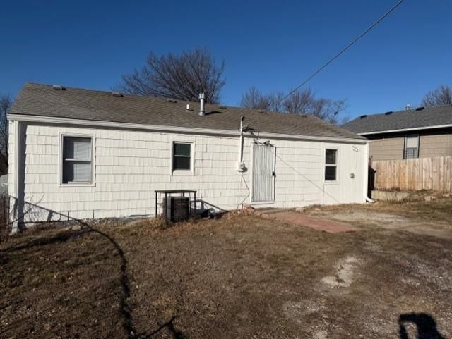 3039 DONNELLY Avenue — photo 3