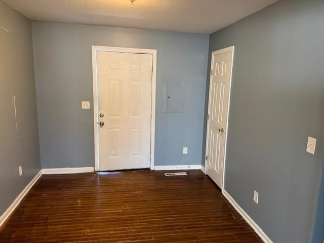 3039 DONNELLY Avenue — photo 8