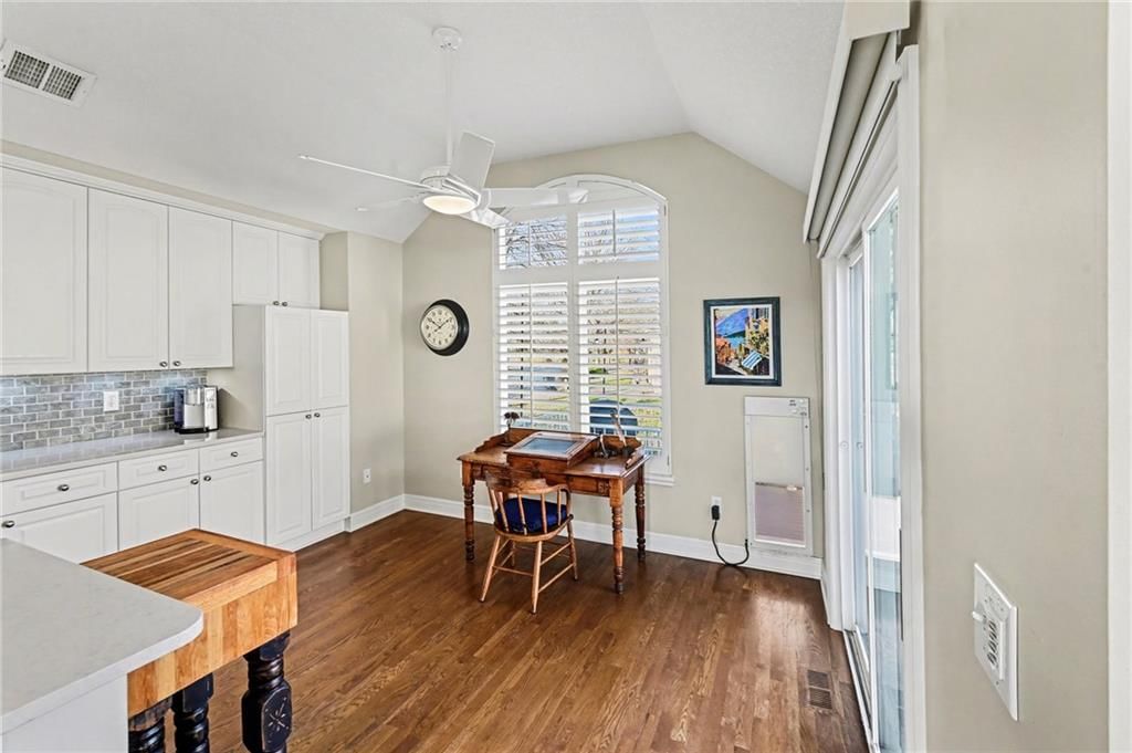 13212 Summit Street — photo 9