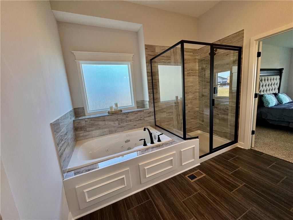 15600 Sheridan Court — photo 24