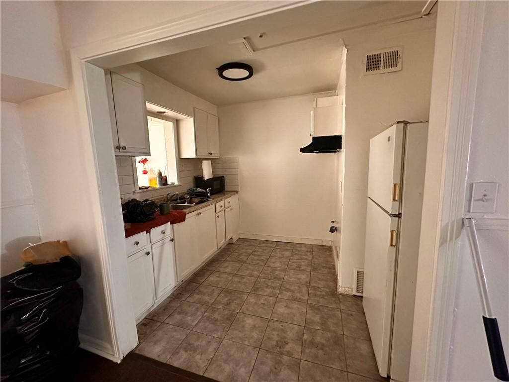 8009 Park Avenue — photo 3