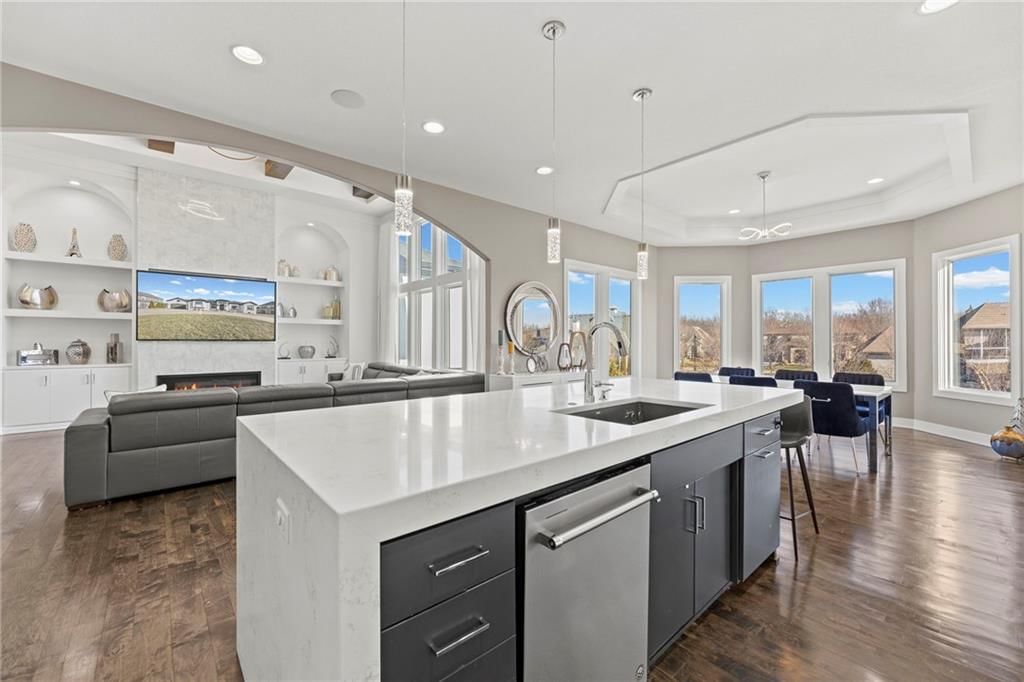 8605 NE Shoal Creek Parkway — photo 10
