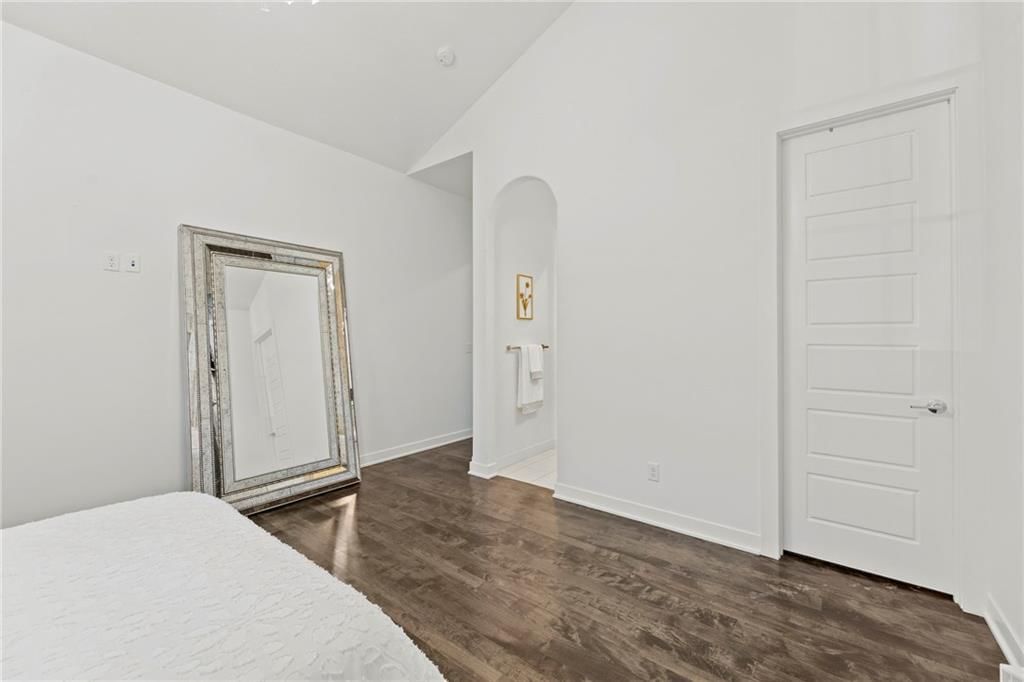 8605 NE Shoal Creek Parkway — photo 30