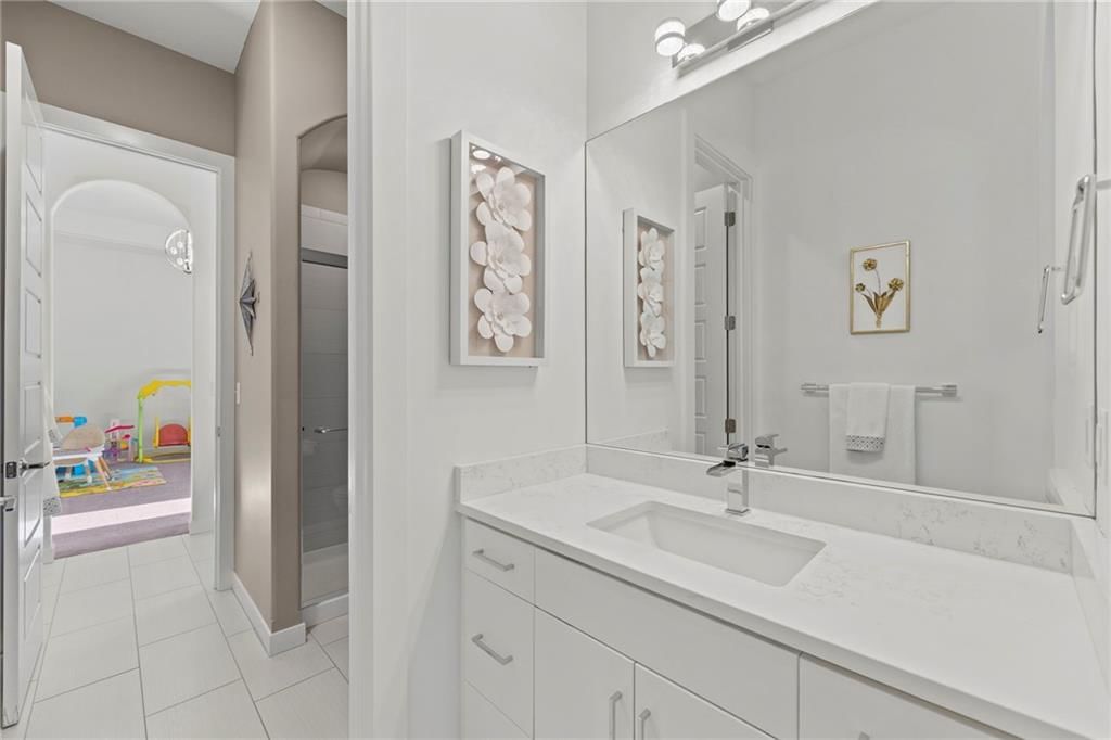 8605 NE Shoal Creek Parkway — photo 31