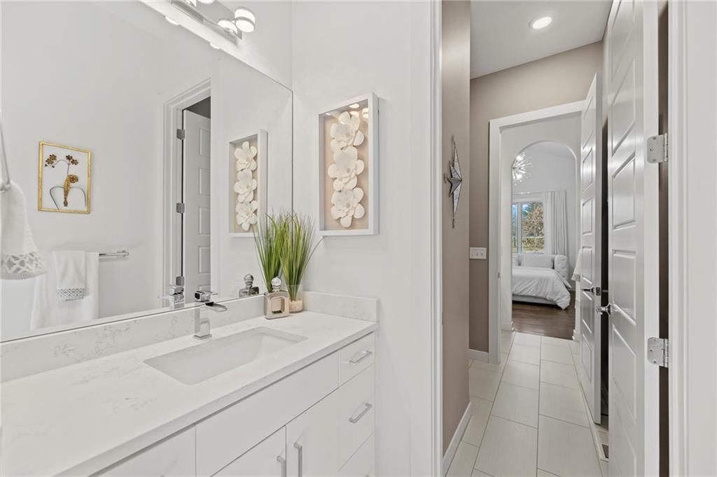 8605 NE Shoal Creek Parkway — photo 32