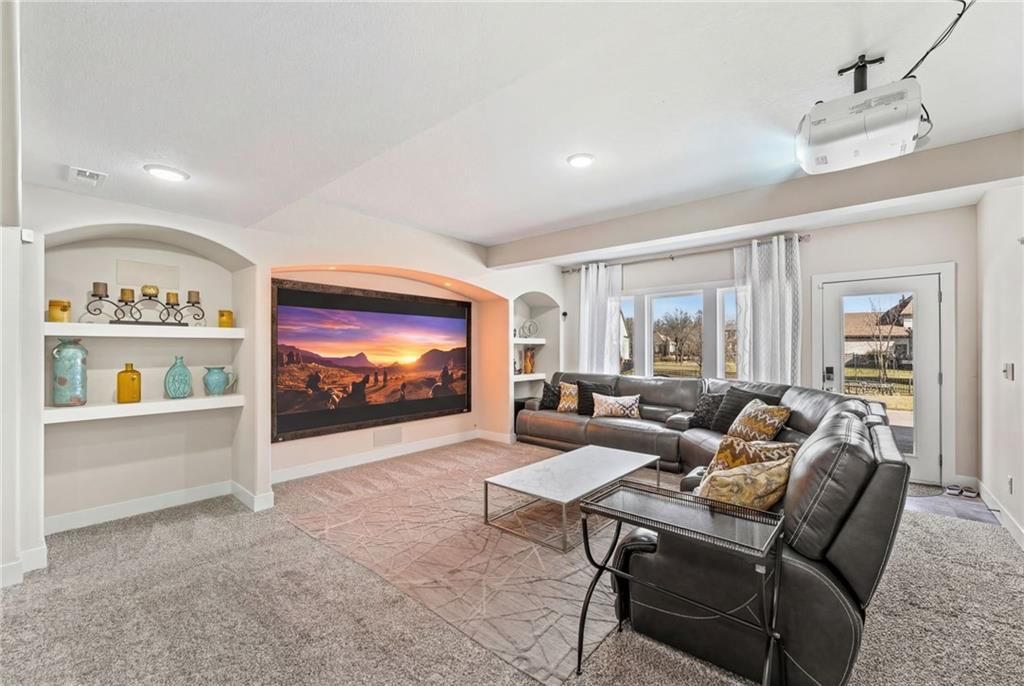 8605 NE Shoal Creek Parkway — photo 37