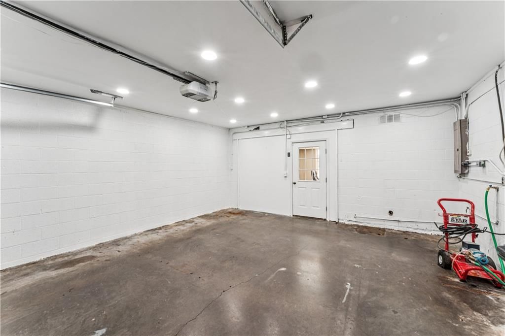 214 N Main Street — photo 19