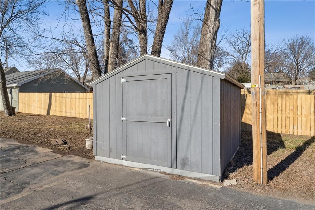 214 N Main Street — photo 38