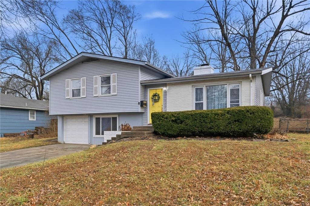 9629 Beacon Avenue — photo 2