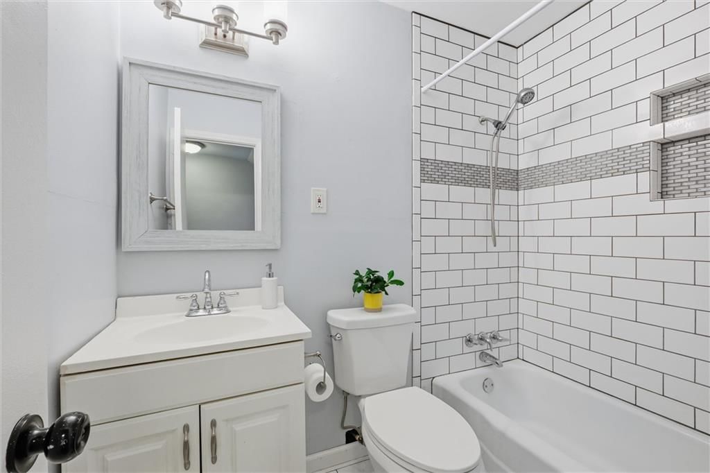 9629 Beacon Avenue — photo 20