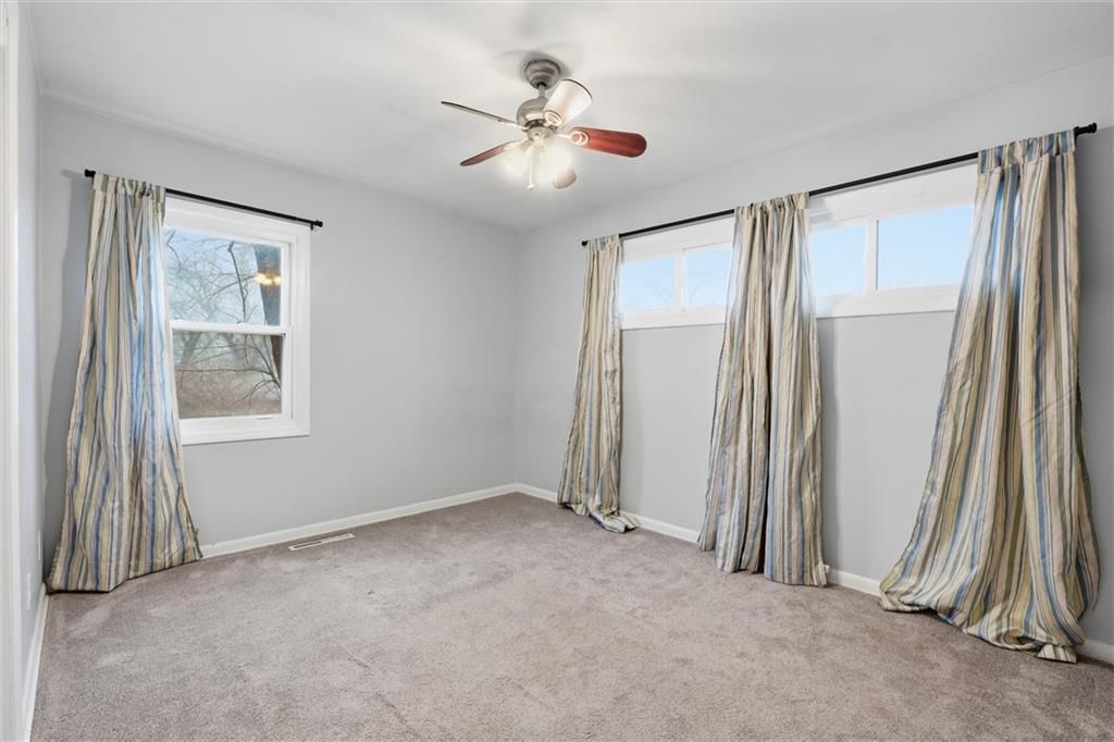 9629 Beacon Avenue — photo 27