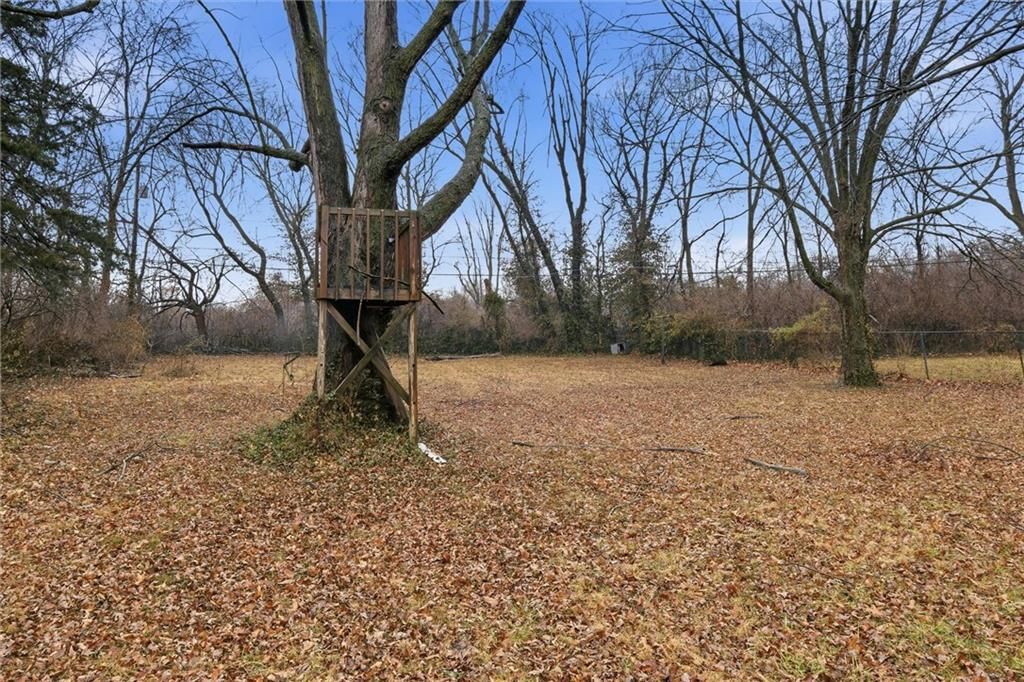 9629 Beacon Avenue — photo 36