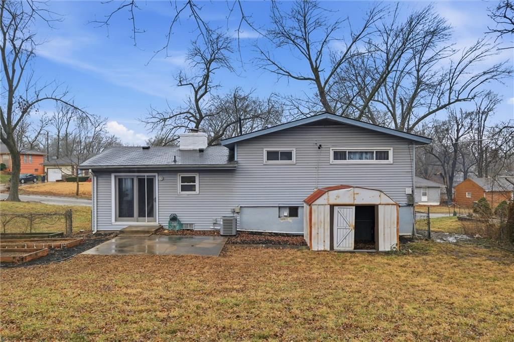 9629 Beacon Avenue — photo 38
