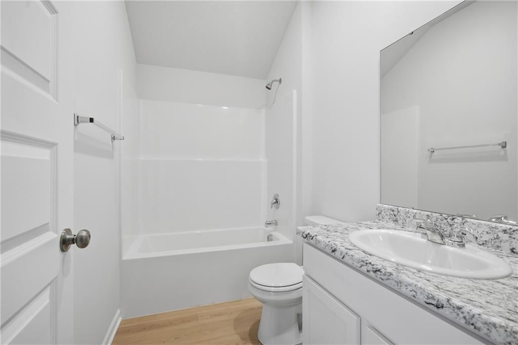 521 SE Nelson Drive — photo 3