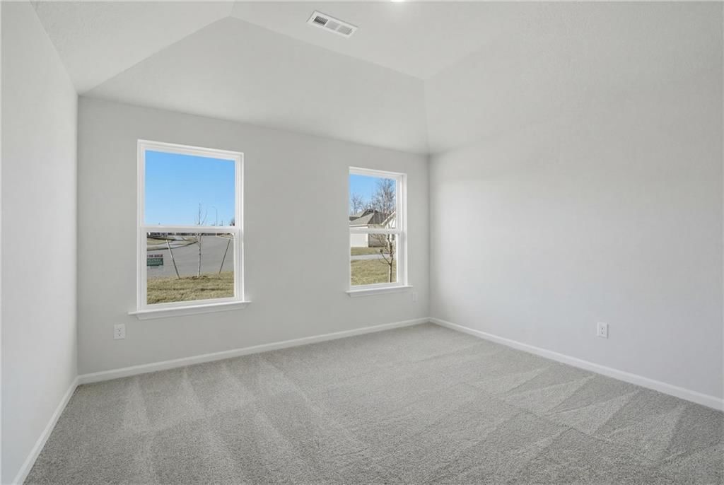 521 SE Nelson Drive — photo 4