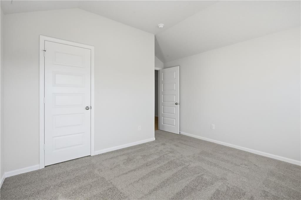 521 SE Nelson Drive — photo 5