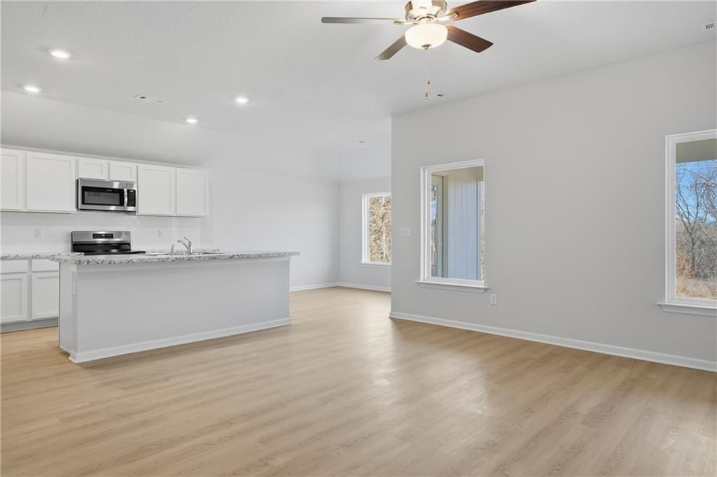 521 SE Nelson Drive — photo 8