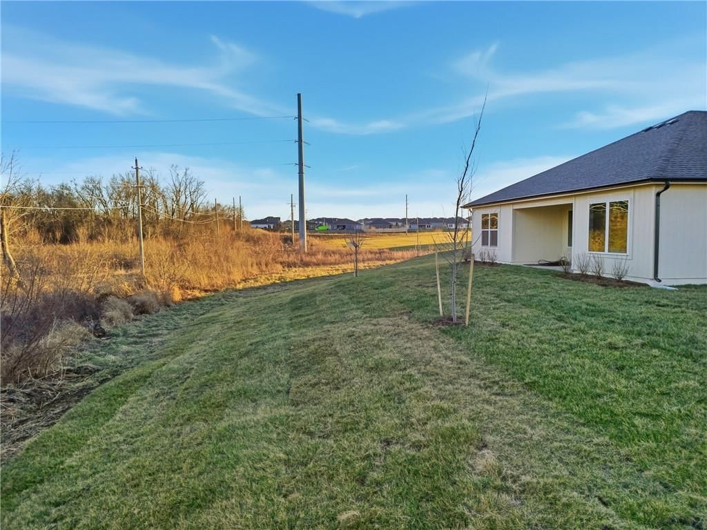 521 SE Nelson Drive — photo 21